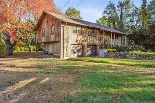 32 Thistle Rd, Norwalk, CT 06851 - Photo 1