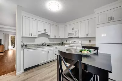 489 Wolcott Street #APT 46, Bristol, CT 06010 - Photo 1