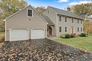 82 Harvest Wood Ln, Haddam, CT 06441 - Photo 1