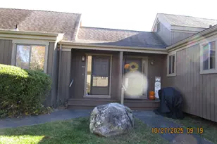 619B Erie Ln, Stratford, CT 06614 - Photo 1