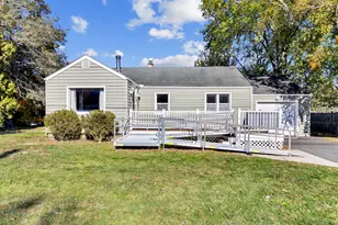 271 W River St, Milford, CT 06461 - Photo 1