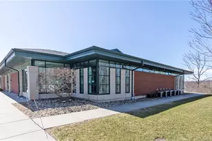 142 E High St, East Hampton, CT 06424 - Photo 1