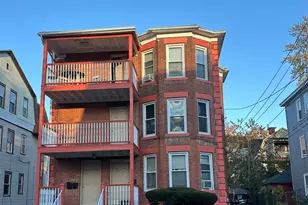 138 Kent St, Hartford, CT 06112 - Photo 1