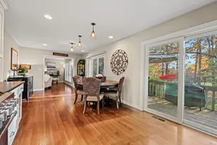 44 Applewood Ln, Avon, CT 06001 - Photo 1