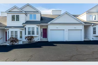 244 Oakland Street #APT E, Manchester, CT 06042 - Photo 1