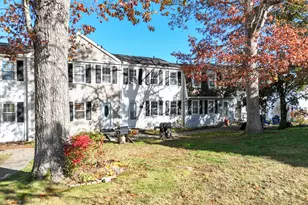 4 Lakeside Dr, Ledyard, CT 06339 - Photo 1