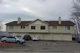 415 Wilson St, Waterbury, CT 06708 - Photo 1