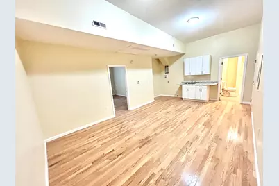 135 West Main Street #4D, Waterbury, CT 06702 - Photo 1