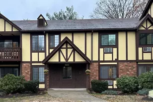 17 Teresa Pl, Bridgeport, CT 06606 - Photo 1