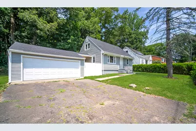 112 Pitt Street, Bridgeport, CT 06606 - Photo 1