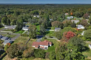 16 Manor Ln, Easton, CT 06612 - Photo 1