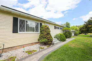 12 London Rd, Windsor, CT 06095 - Photo 1