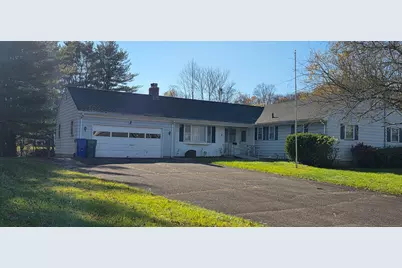 9 Mallard Drive, Bloomfield, CT 06002 - Photo 1