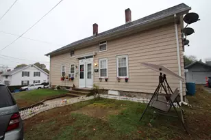 33 N A St, Norwich, CT 06380 - Photo 1