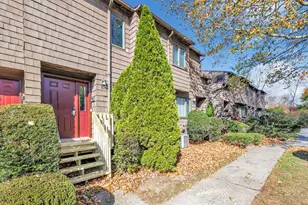 45 Towne House Rd, Hamden, CT 06514 - Photo 1