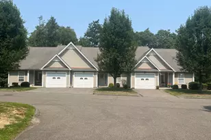 188 Julia Ct, Newtown, CT 06482 - Photo 1