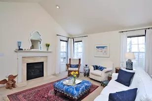 188 Julia Ct, Newtown, CT 06482 - Photo 3