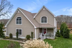 33 Marshfield Rd, East Lyme, CT 06357 - Photo 1