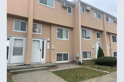 520 Shennecossett Road #J, Groton, CT 06340 - Photo 1