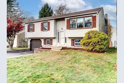 15 Kent Court, Middletown, CT 06457 - Photo 1