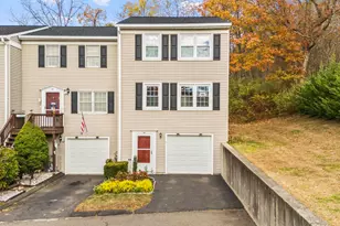 26 Summit Commons, Derby, CT 06418 - Photo 1