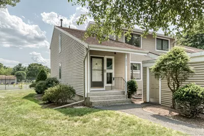 592 Mountain Road #APT A, West Hartford, CT 06117 - Photo 1