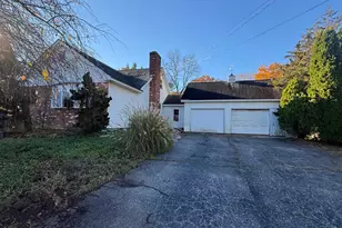 144 General Patton Dr, Naugatuck, CT 06770 - Photo 1