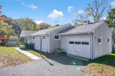 11 Carpet Street, Enfield, CT 06082 - Photo 1