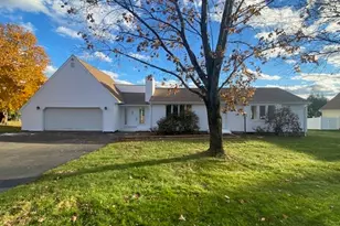 401 Berlin St, Southington, CT 06489 - Photo 1
