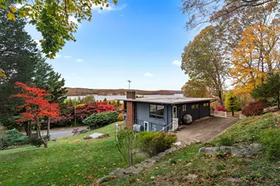621 Military Highway, Groton, CT 06340 - Photo 1
