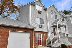 925 Oronoke Rd, Waterbury, CT 06708 - Photo 1