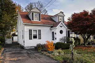 19 Lakeview Ave, Hamden, CT 06514 - Photo 1