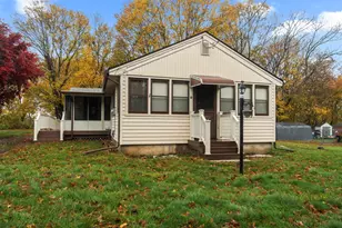 12 Pine St, Waterford, CT 06385 - Photo 1