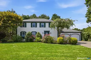 32 Braeside Crescent, Manchester, CT 06040 - Photo 1