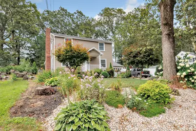 70 Glenrock Road, Waterbury, CT 06706 - Photo 1