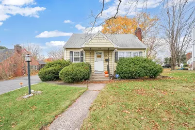 29 Bretton Road, Manchester, CT 06042 - Photo 1