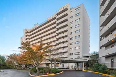 3200 Park Avenue #11E2, Bridgeport, CT 06604 - Photo 1