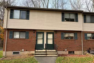 39 Horton Hill St, Naugatuck, CT 06770 - Photo 1