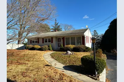 21 Ridge Drive, Montville, CT 06382 - Photo 1