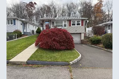 125 Harding Avenue, West Haven, CT 06516 - Photo 1