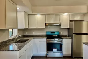 31 William St, East Haven, CT 06512 - Photo 1