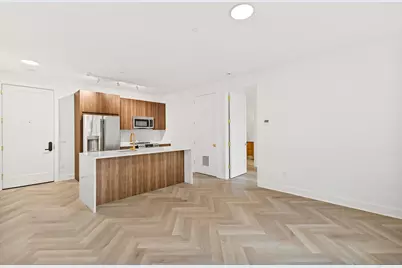 100 East Putnam Avenue #304, Greenwich, CT 06807 - Photo 1