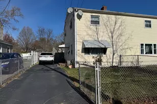 209 McGrath Ct, Stratford, CT 06615 - Photo 1