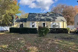 14 Scofield Pl, Norwalk, CT 06855 - Photo 1