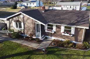 31 Meade Ln, Enfield, CT 06082 - Photo 1