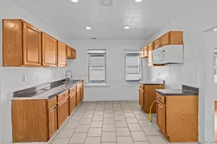 50 Blake St, New Haven, CT 06511 - Photo 1