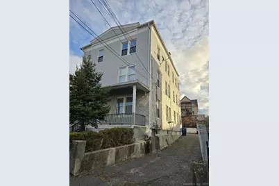 133 South Street #1, Waterbury, CT 06706 - Photo 1