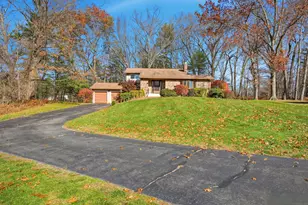 9 Alford Dr, Windsor, CT 06095 - Photo 1