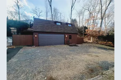 8 Lake Road, Danbury, CT 06811 - Photo 1