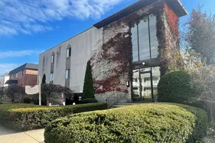 697 Cove Rd, Stamford, CT 06902 - Photo 1